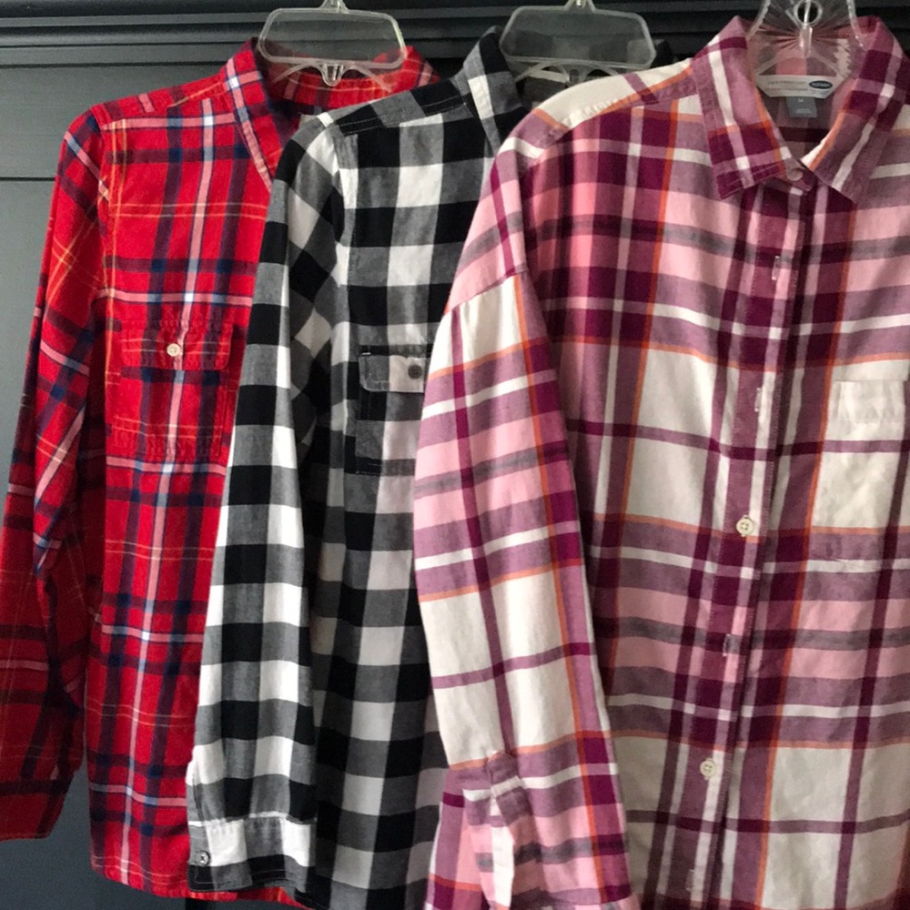 DONATED. Old Navy Button Down Plaid Shirts